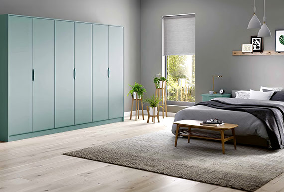 Handleless Loretto Bedroom in Matt Fjord Image