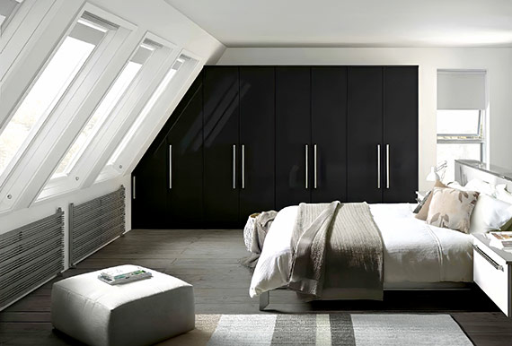 Image of Edged Phoenix Bedroom with a Black and White Gloss finish